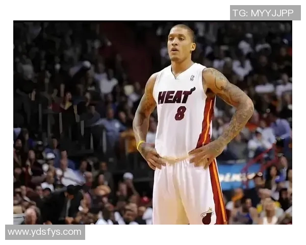 76人热火退役赛精彩回顾球迷共庆传奇球员辉煌时刻